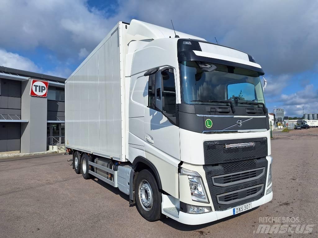 Volvo FH 500 탑차 트럭