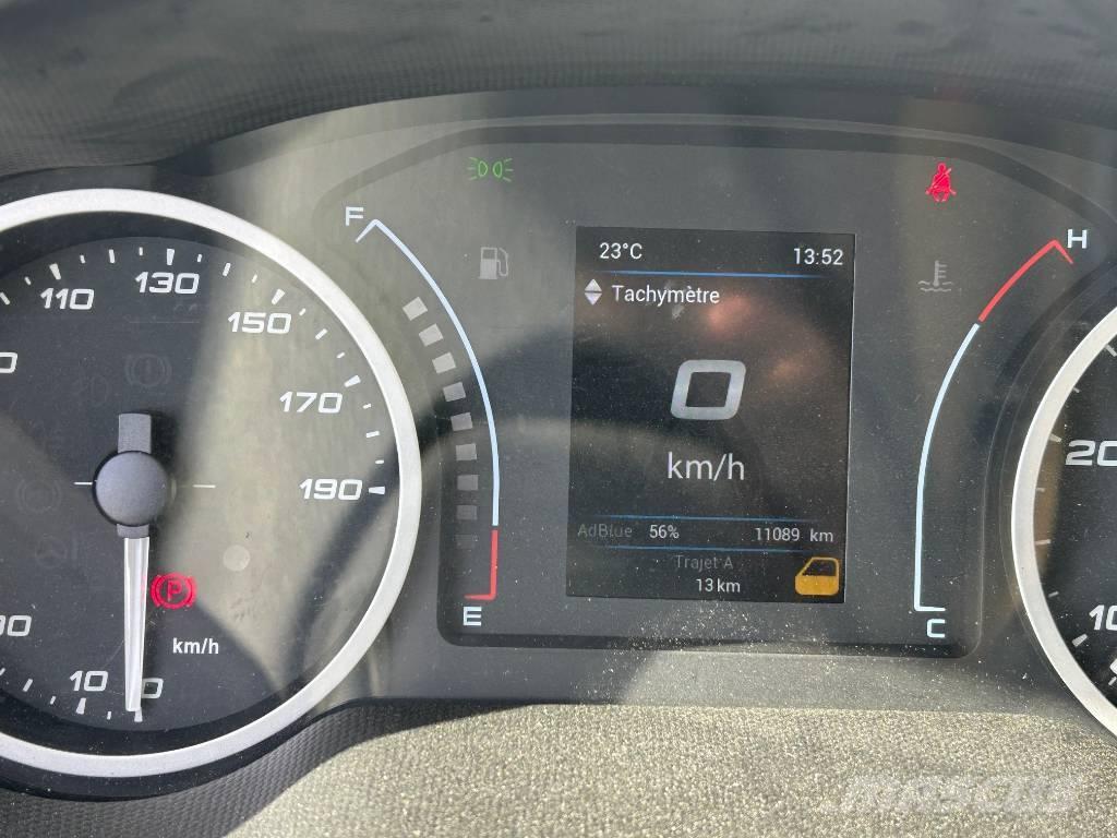 Iveco IS35SI2AA 트럭 탑재 고소작업대