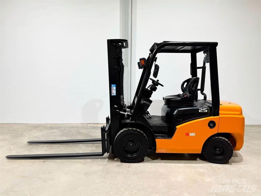  CPCD25T8 S4S 디젤 지게차