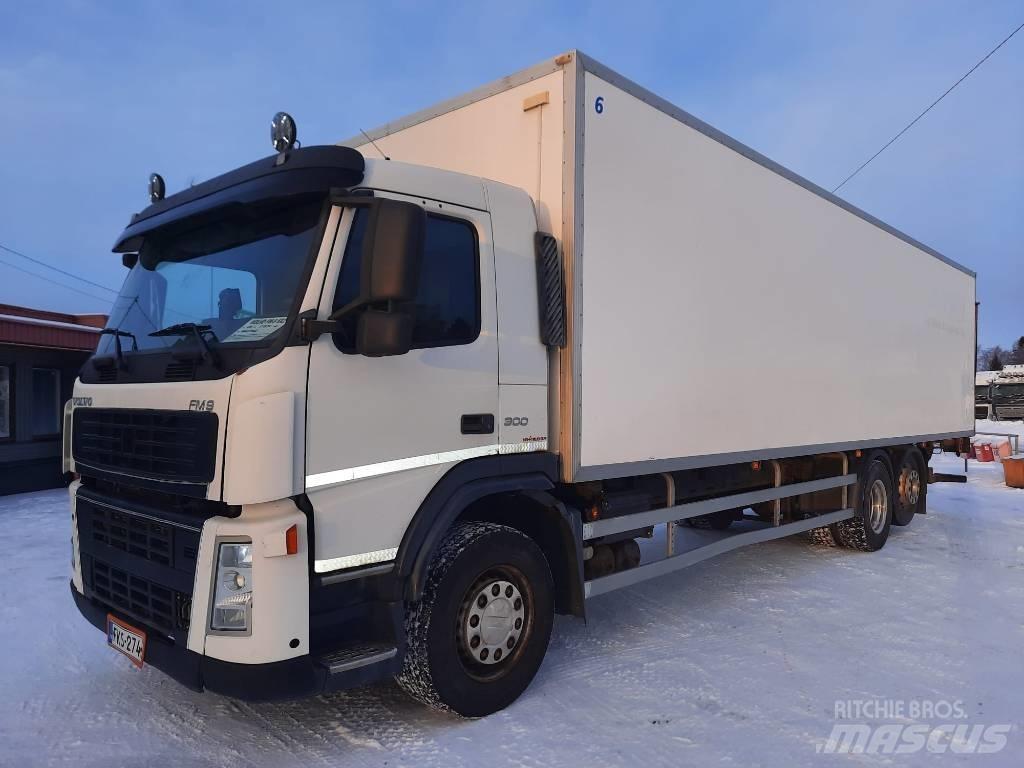 Volvo FM 9 300 탑차 트럭