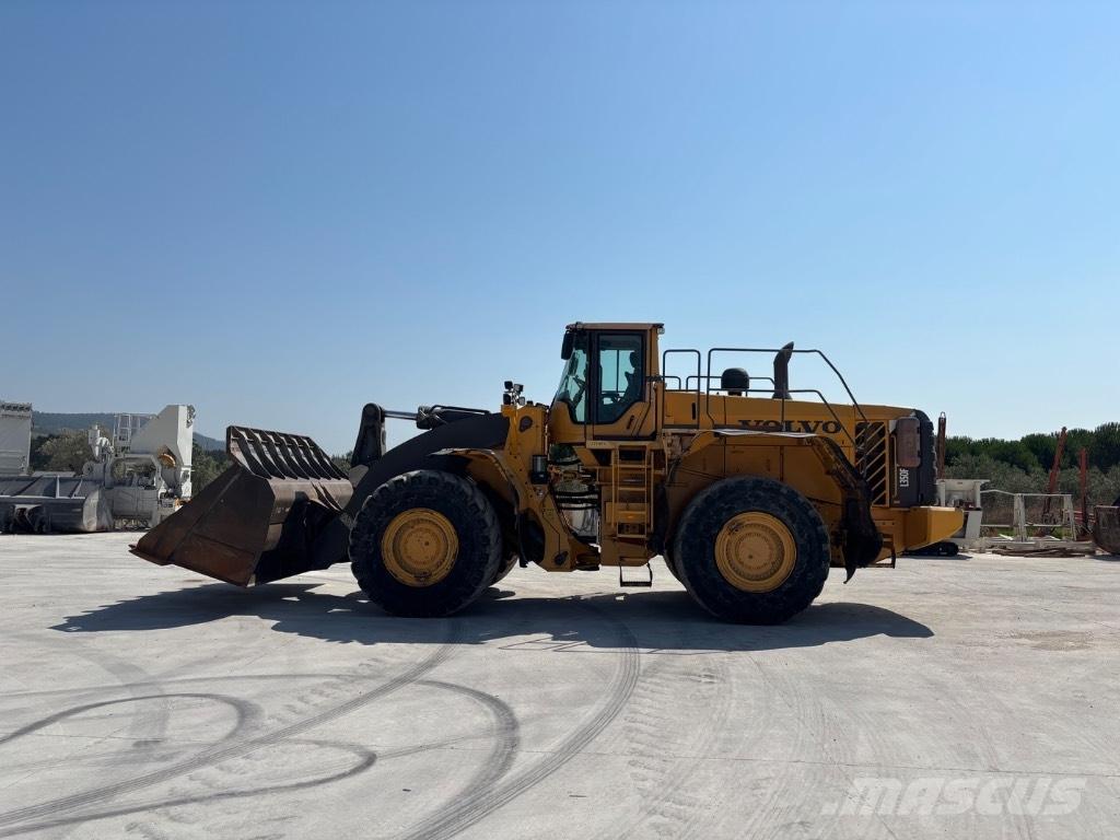Volvo L 350 F  휠로우더