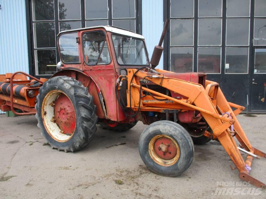 IH 523 트랙터