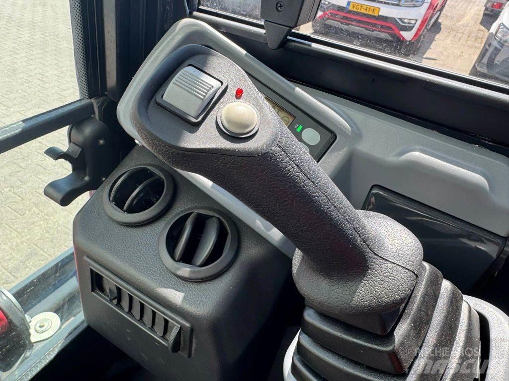 Yanmar VIO26 소형 굴삭기 7톤 미만