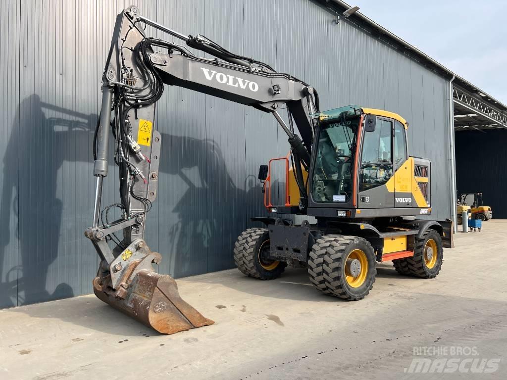 Volvo EWR150E  휠 굴삭기