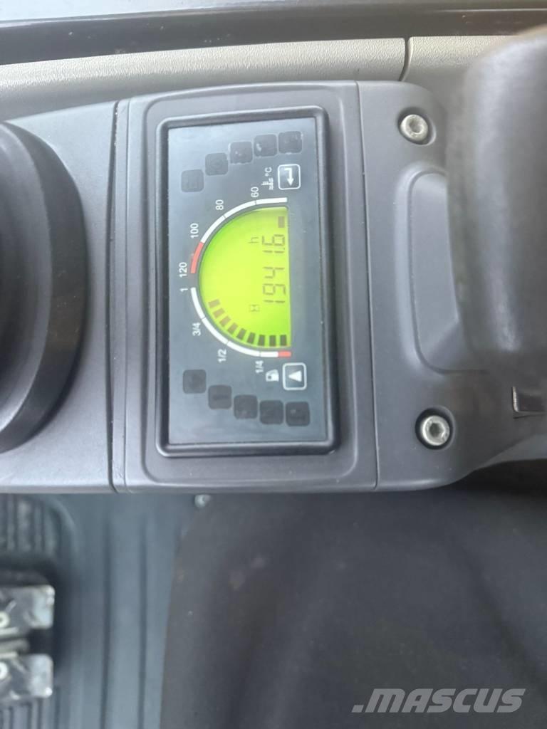 CAT 302.7 D CR 소형 굴삭기 7톤 미만