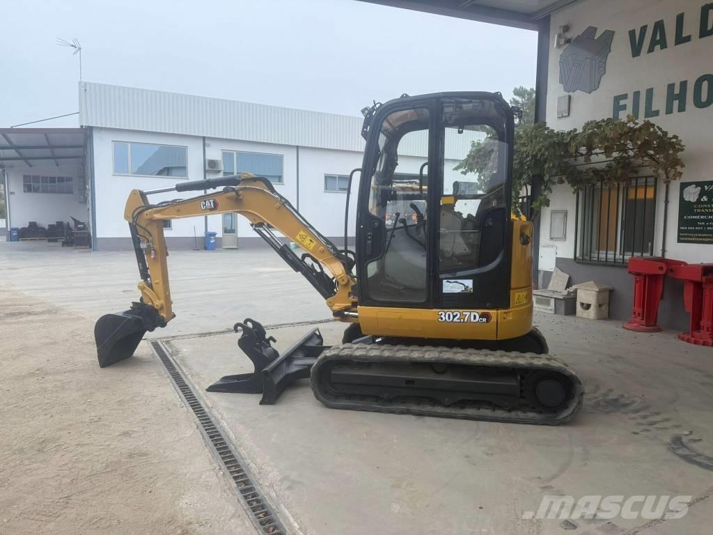 CAT 302.7 D CR 소형 굴삭기 7톤 미만