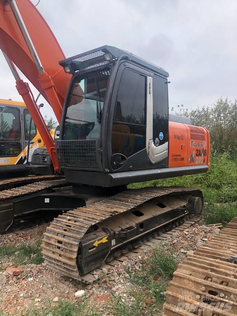 Hitachi ZX 240 대형 굴삭기 29톤 이상