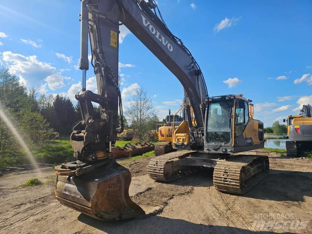 Volvo EC220EL 대형 굴삭기 29톤 이상