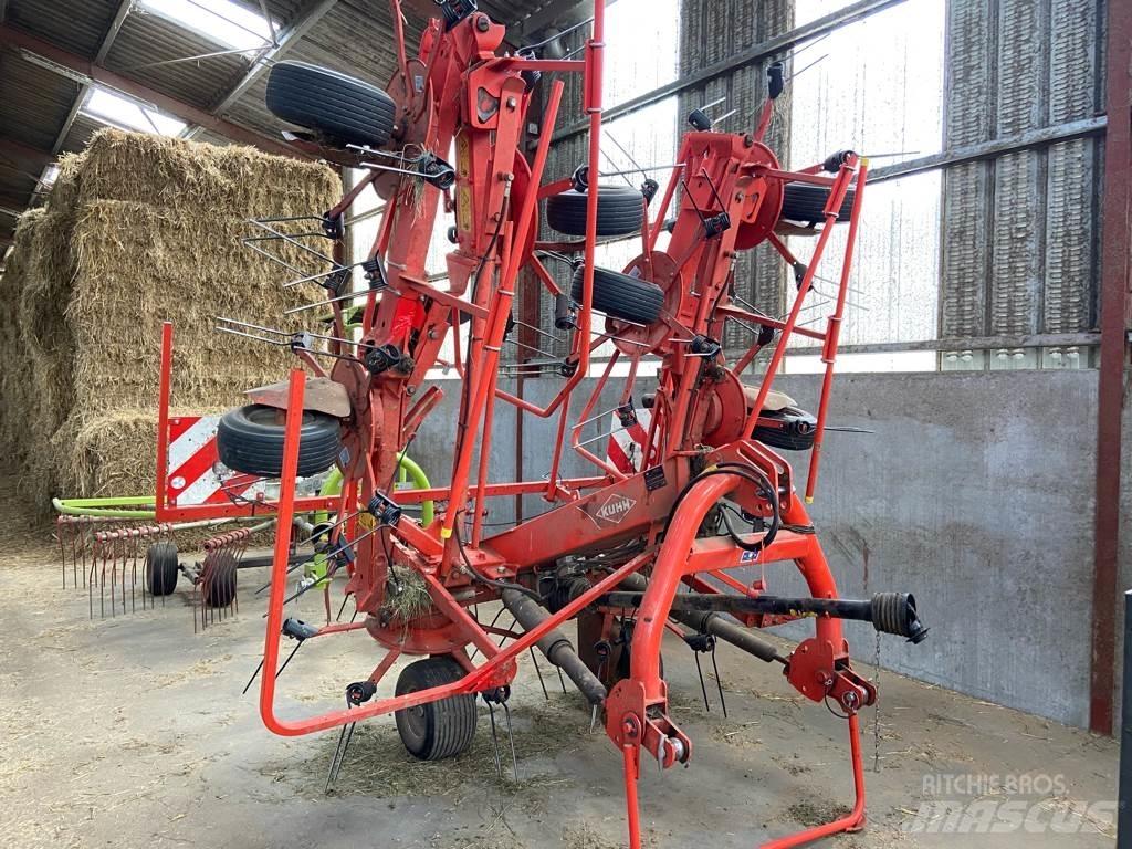 Kuhn GF8702 갈퀴 및 테더
