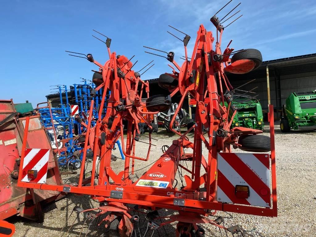 Kuhn GF8702 갈퀴 및 테더
