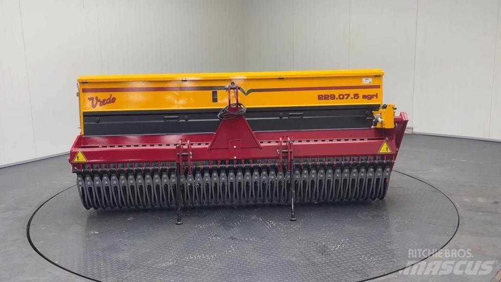 Vredo DZ 229.07.5 기타 조파기 및 부속품