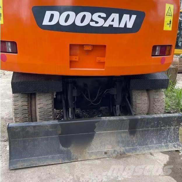 Doosan DH150W-7  휠 굴삭기