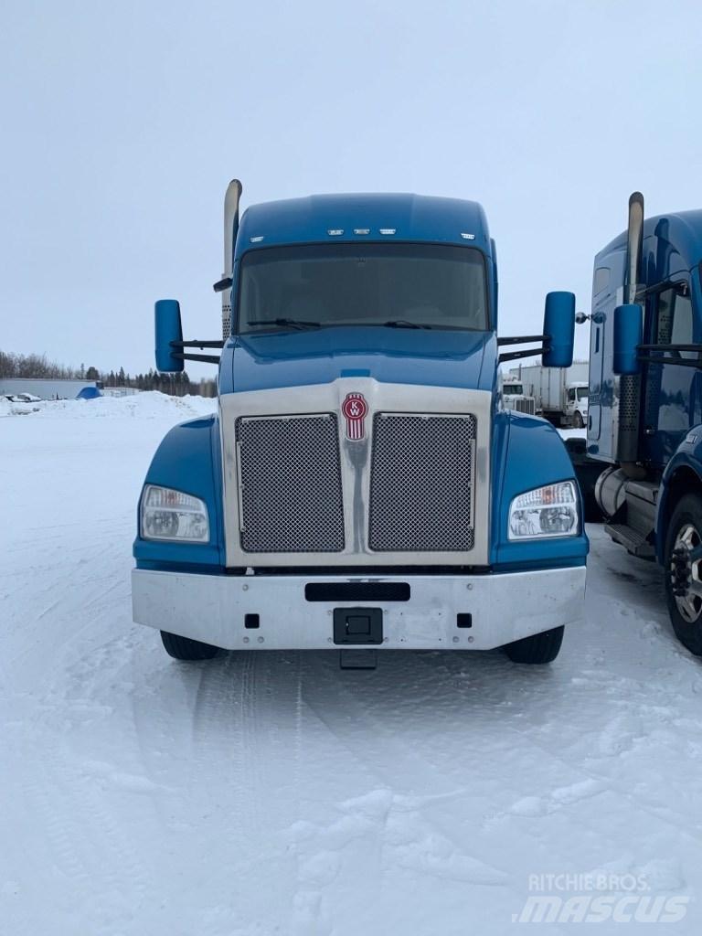 Kenworth T-880 트랙터 유닛