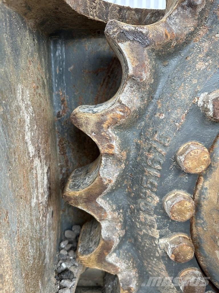 Liebherr R 936 LC 대형 굴삭기 29톤 이상