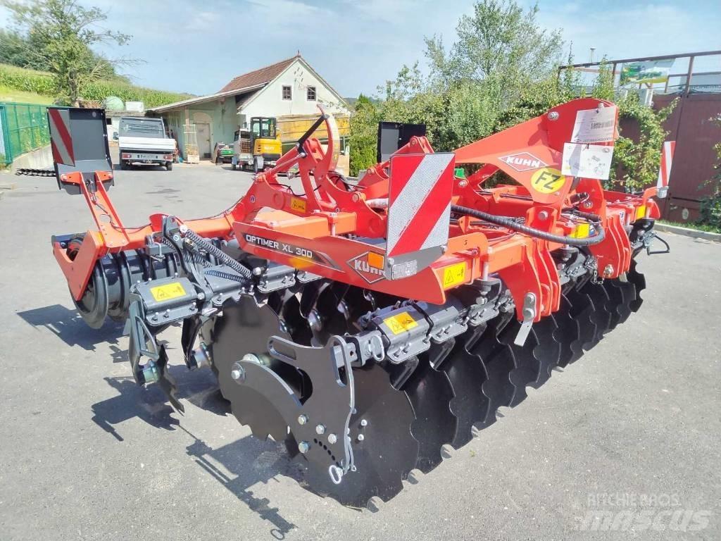 Kuhn OPTIMER XL 300 하로우