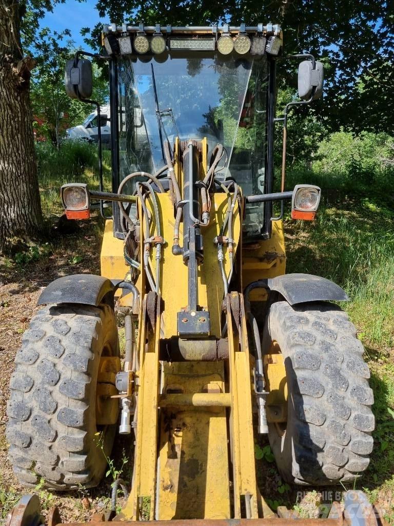 CAT 906  휠로우더