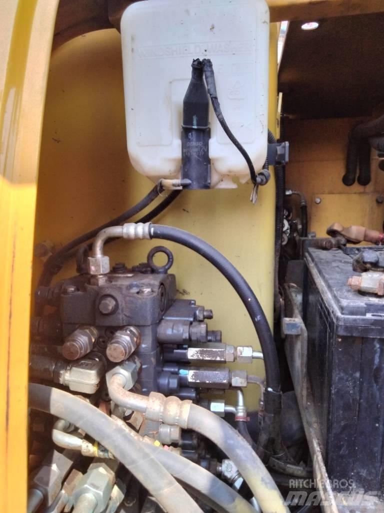 Komatsu PC 56 소형 굴삭기 7톤 미만