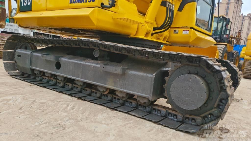 Komatsu PC130-7 대형 굴삭기 29톤 이상