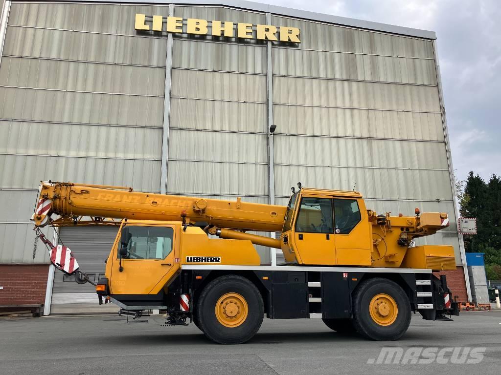 Liebherr LTM 1030-2 A/T 크레인