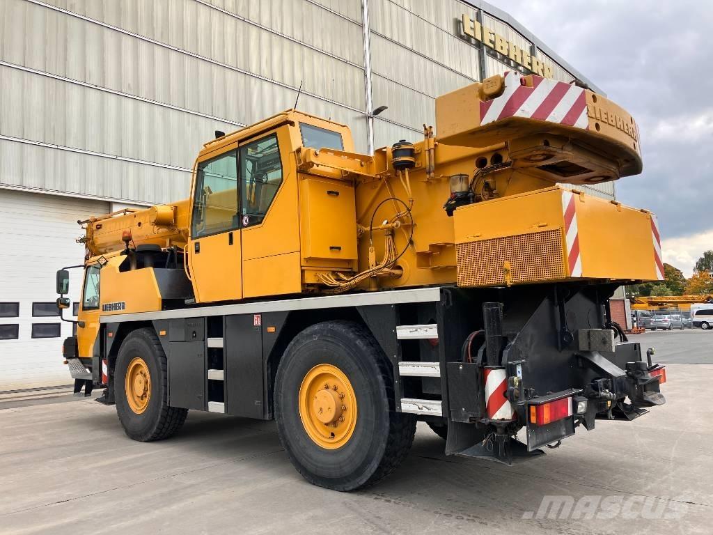 Liebherr LTM 1030-2 A/T 크레인