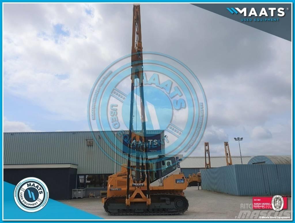 Liebherr RL 26 파이프레이어 도저