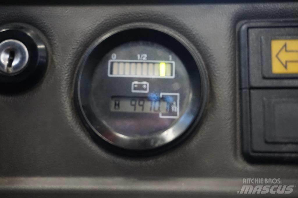 Toyota SRE160L 보행식 리치 지게차