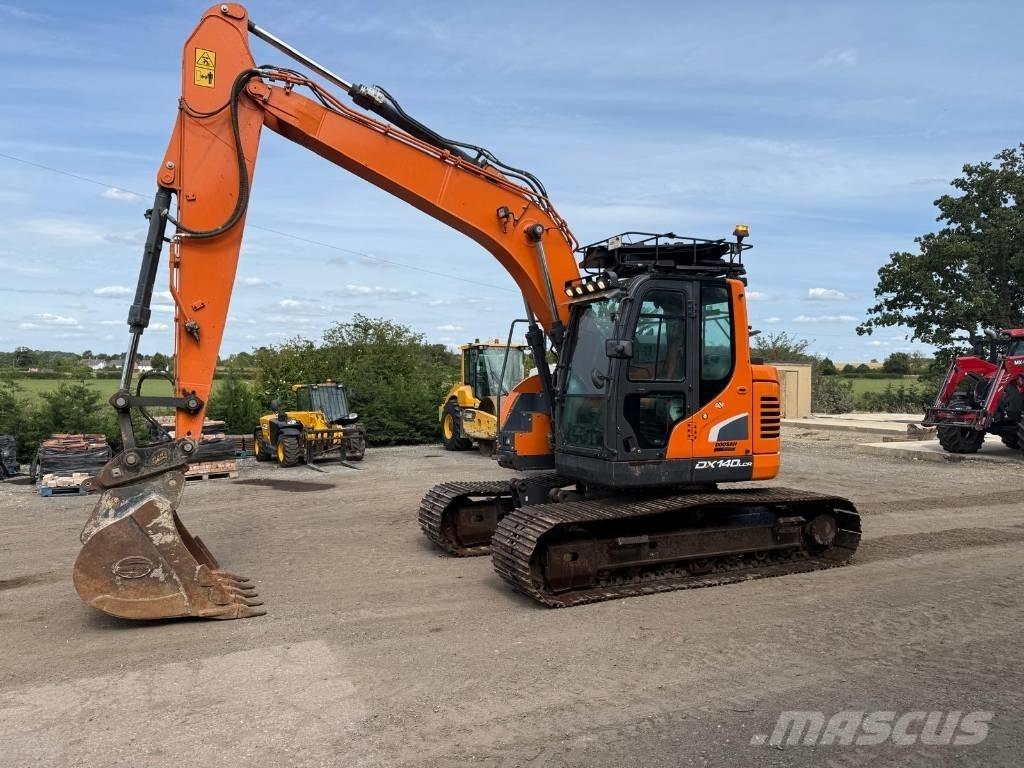 Doosan DX 140 LCR-5 대형 굴삭기 29톤 이상