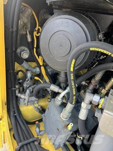 Bomag BW 161 AD-4 트윈 드럼 롤러