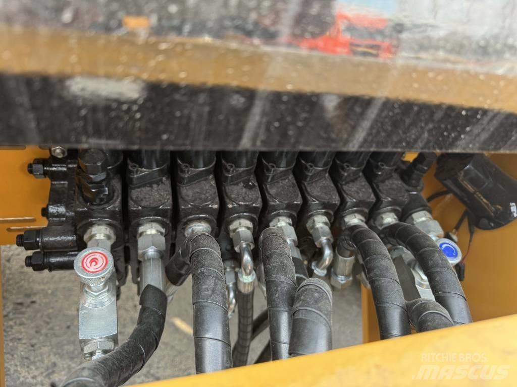 CAT 420 F 백호로더