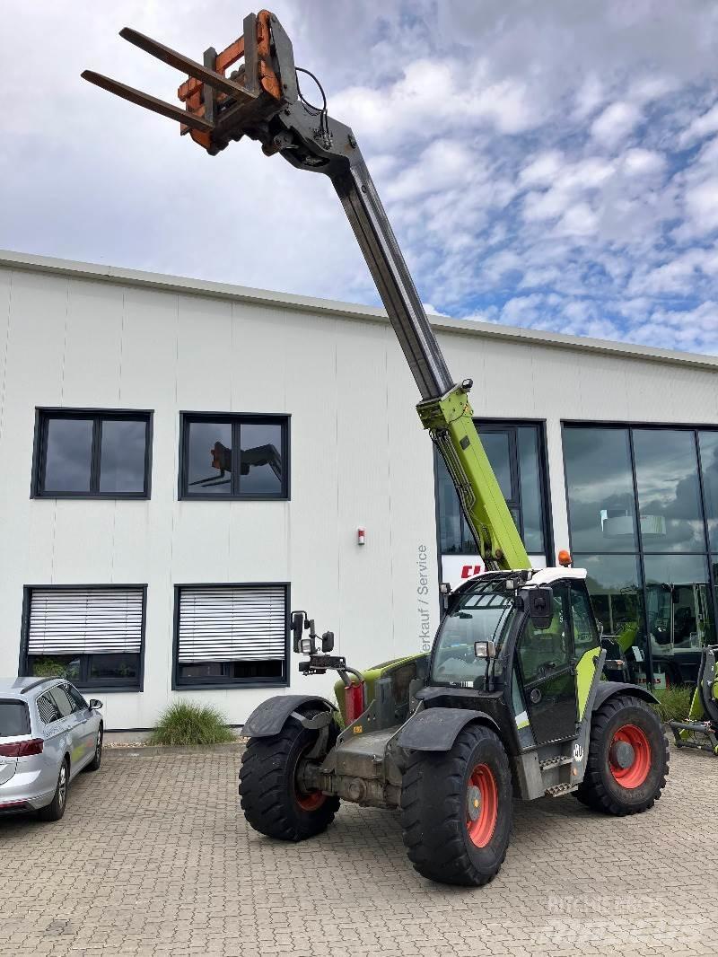 Liebherr T56-7S 텔러 핸들러