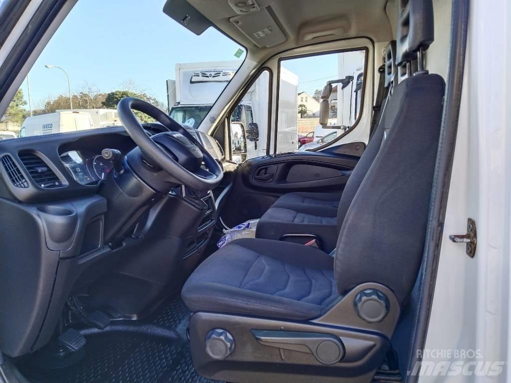 Iveco DAILY 35S16 패널 화물차
