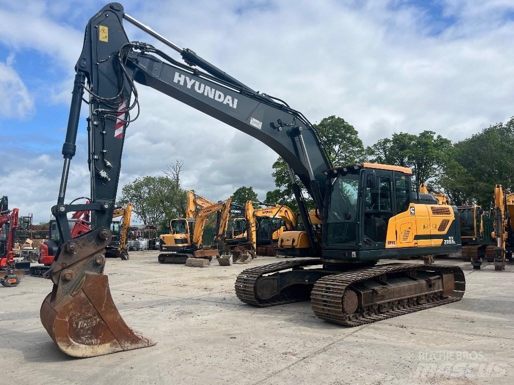 Hyundai HX220AL 대형 굴삭기 29톤 이상
