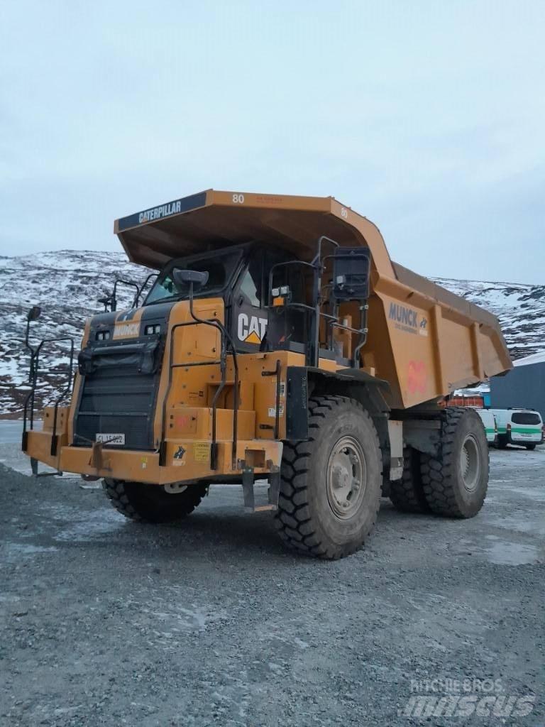 CAT 772G 건설현장 덤프트럭