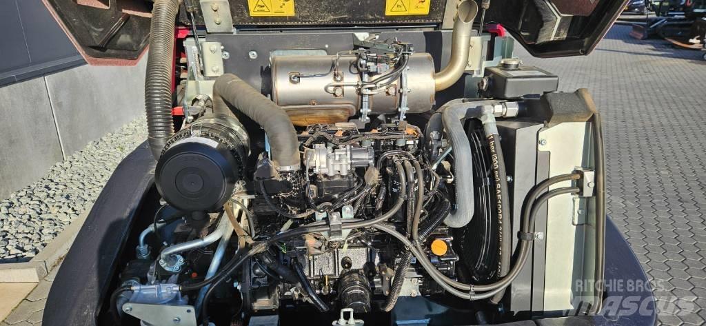 Yanmar V 80  휠로우더