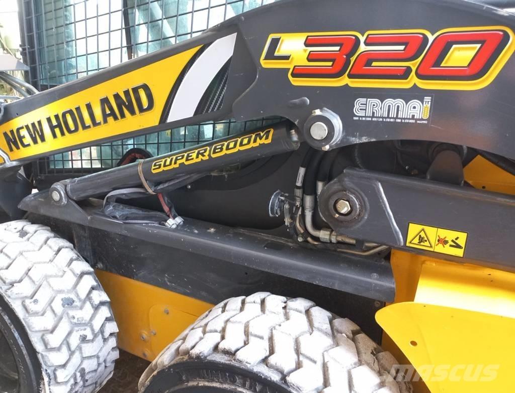 New Holland L320  스키드로더