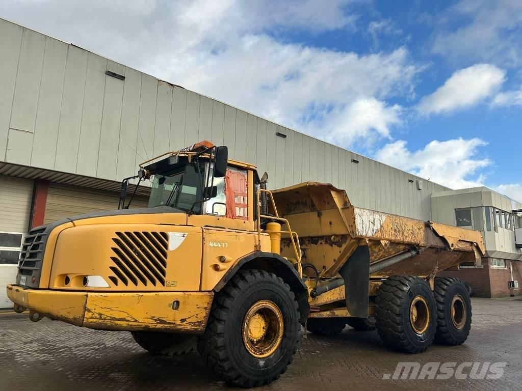 Volvo A 25 D 연결식 홀러