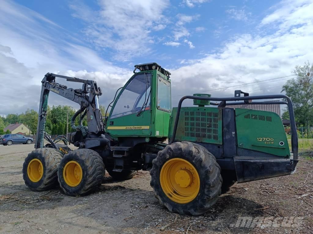 John Deere 1270 D 원목 하베스터