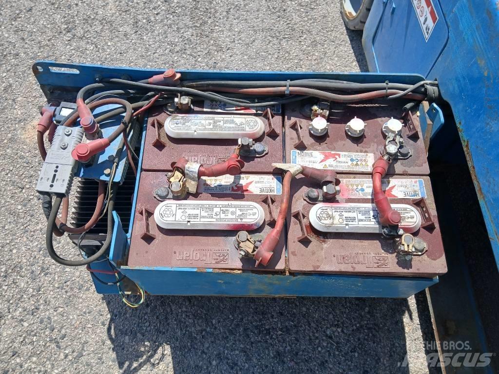 Genie GS 3246 가위형 리프트