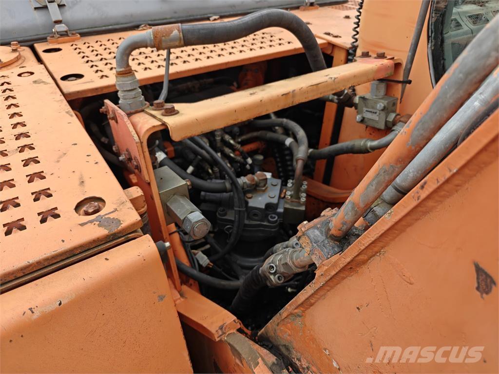 Doosan DX 225 LC 롱리치 굴삭기