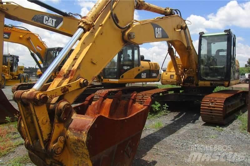 CAT 320C 소형 굴삭기 7톤 미만