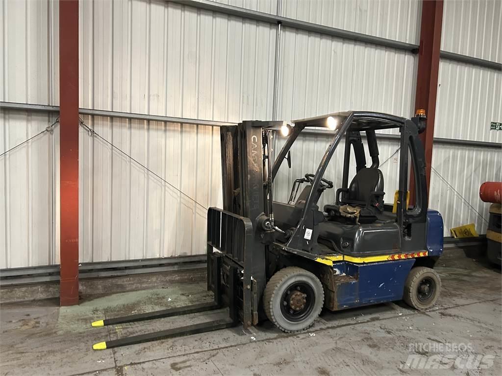 Nissan Y1D2A25Q 디젤 지게차