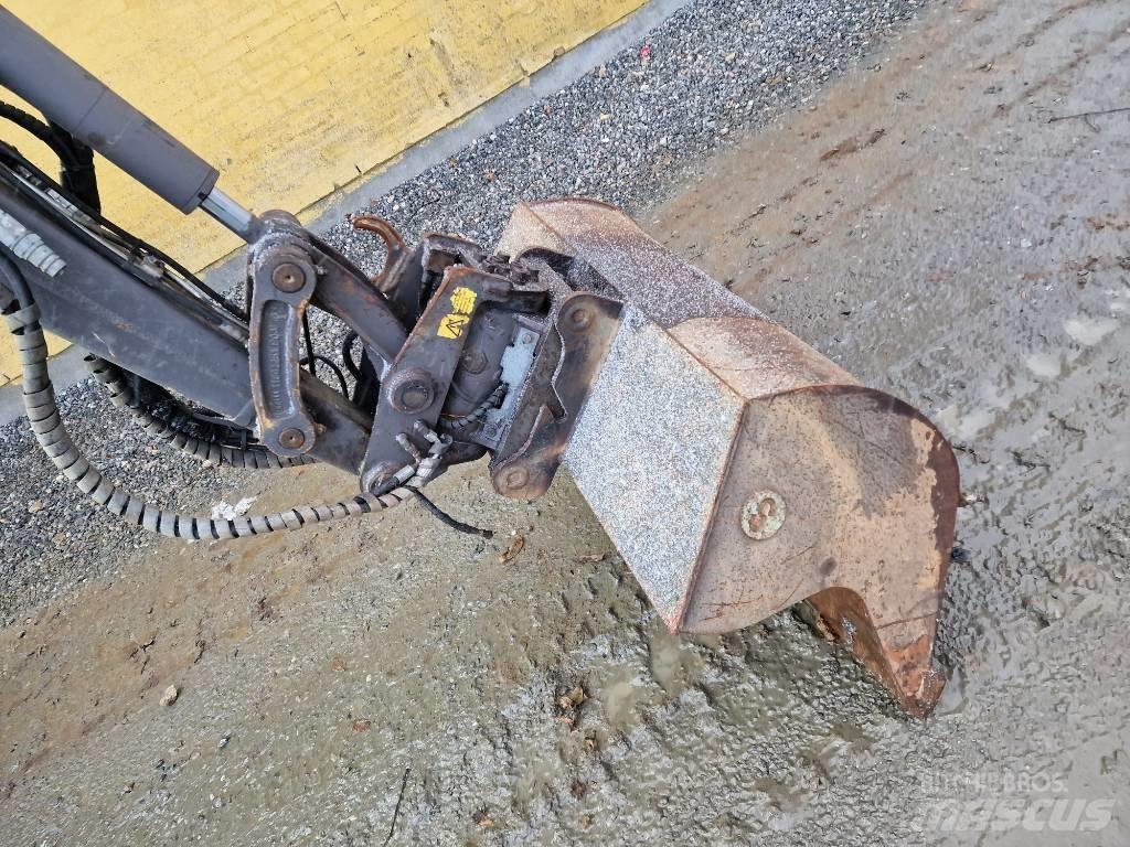 Volvo ECR25D 소형 굴삭기 7톤 미만