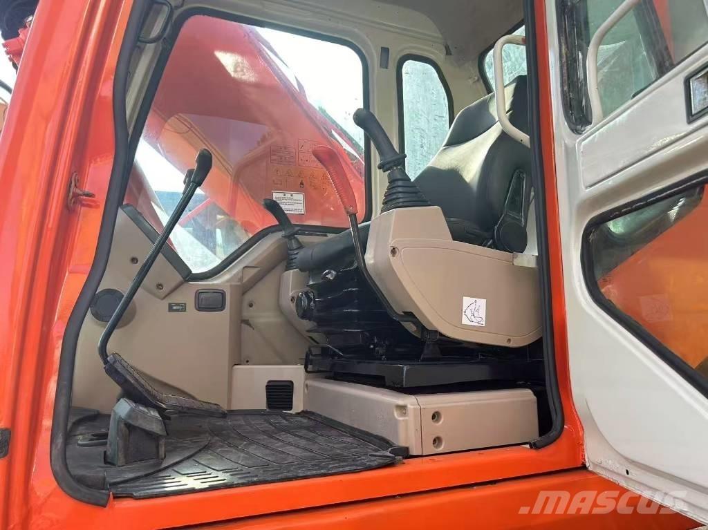 Doosan DH 225 LC-7 대형 굴삭기 29톤 이상