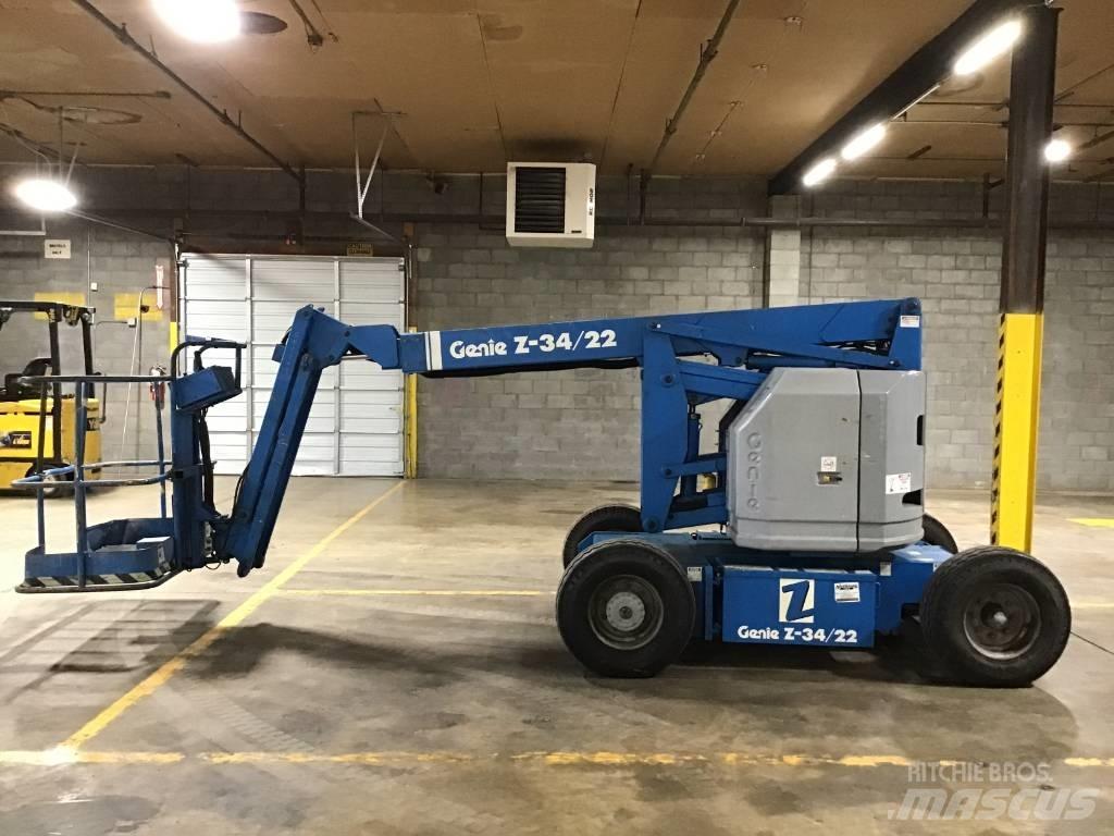 Genie Z 34/22 관절형 전동이동 리프트