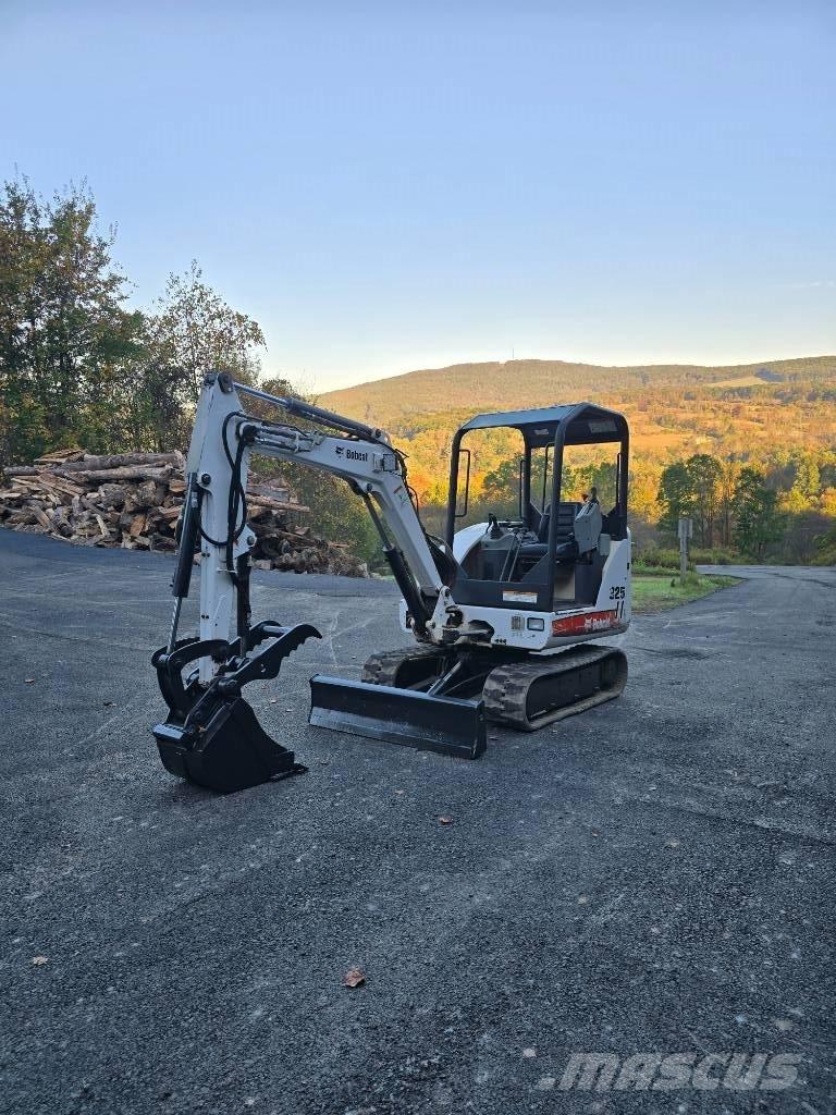Bobcat 325 G 소형 굴삭기 7톤 미만