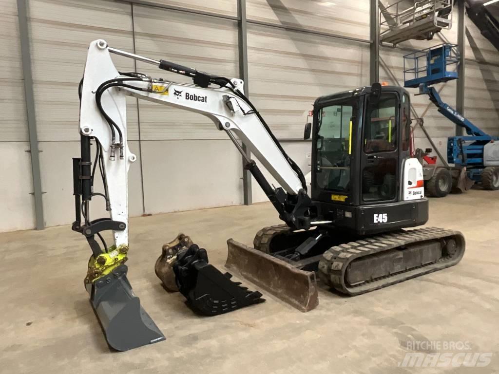 Bobcat E 45 소형 굴삭기 7톤 미만