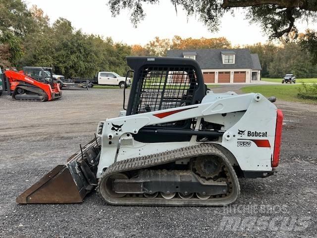 Bobcat T 550  스키드로더