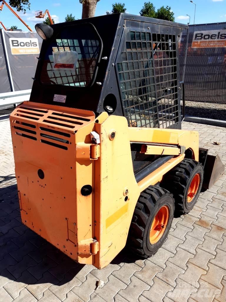 Bobcat S 70  스키드로더