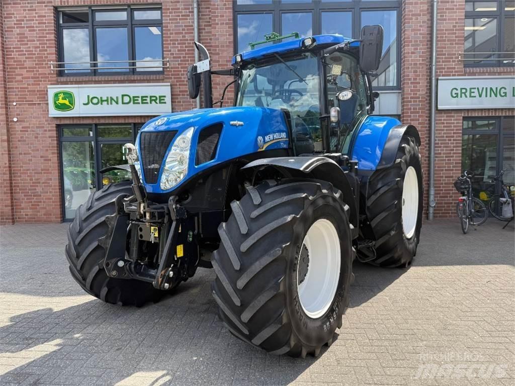 New Holland T7.220 트랙터
