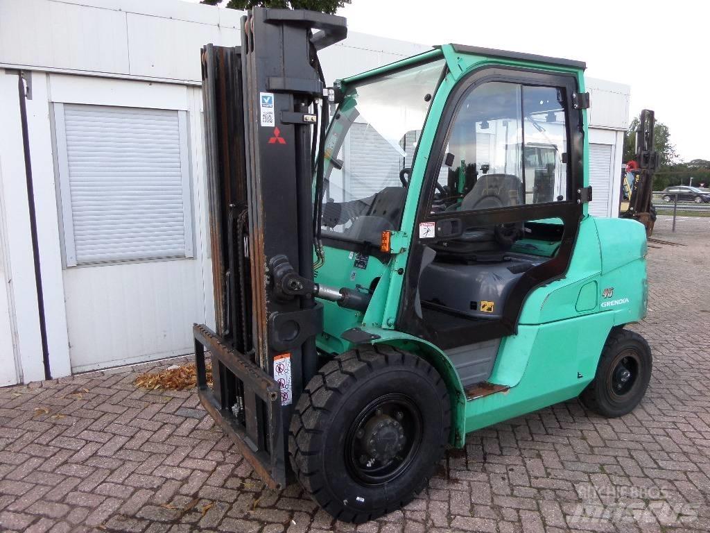 Mitsubishi FD45NT 디젤 지게차